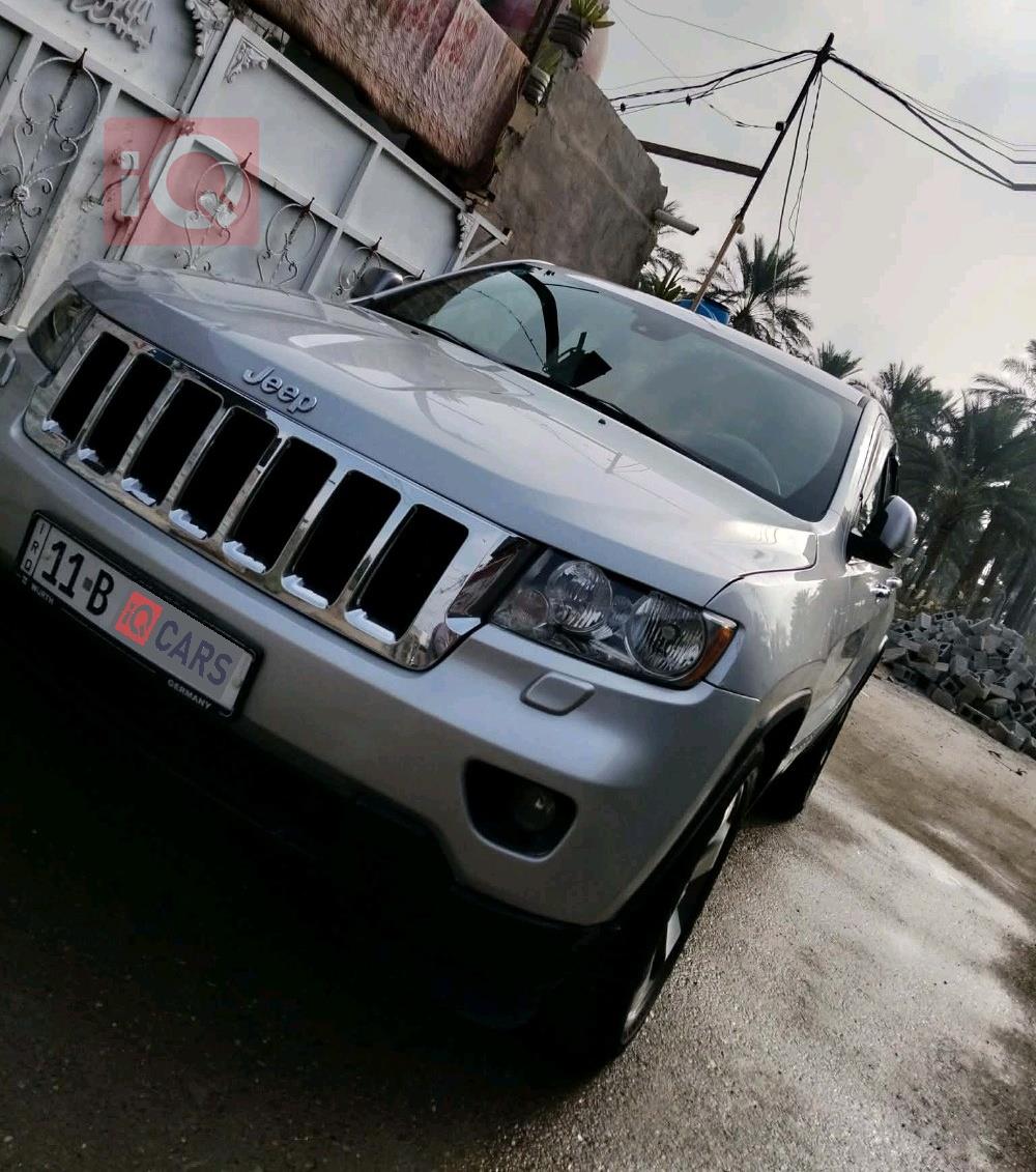 جيب جراند شيروكي